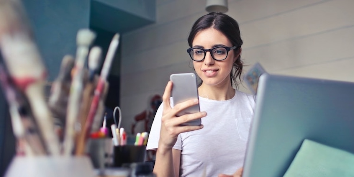 To help with your purchasing decisions, I evaluate products and clearly explain their features.