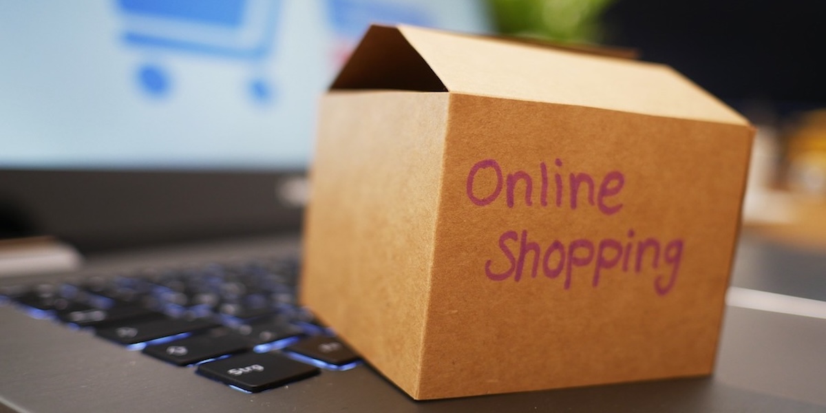 Box with text saying online shopping